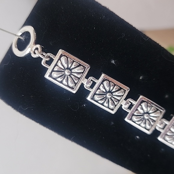 Silver Boho Design Link Bracelet Toggle Clasp - Picture 4 of 9